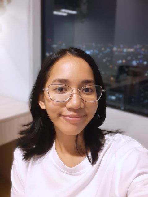 Portrait image of portfolio owner